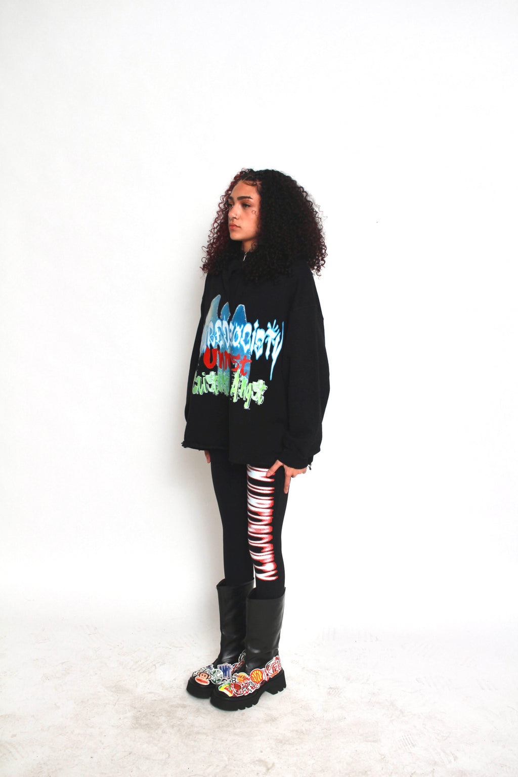 EXISTS mock neck sweatshirt
