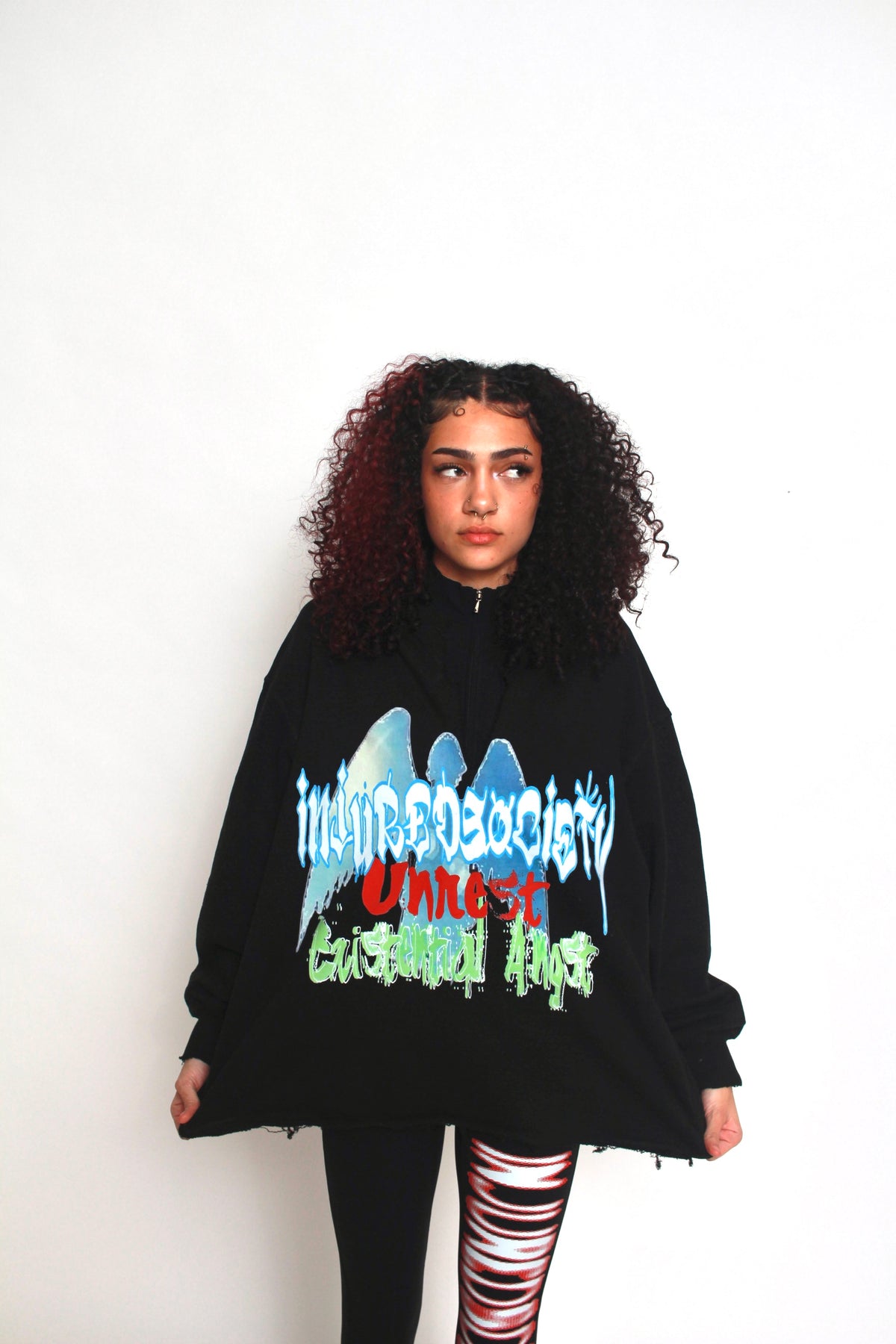 EXISTS mock neck sweatshirt